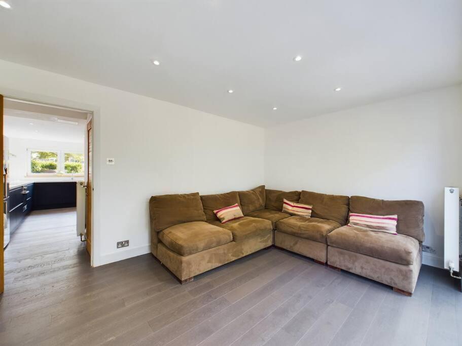 Stylish Cotswold Parking Peaceful Garden Villa Winchcombe Exterior foto