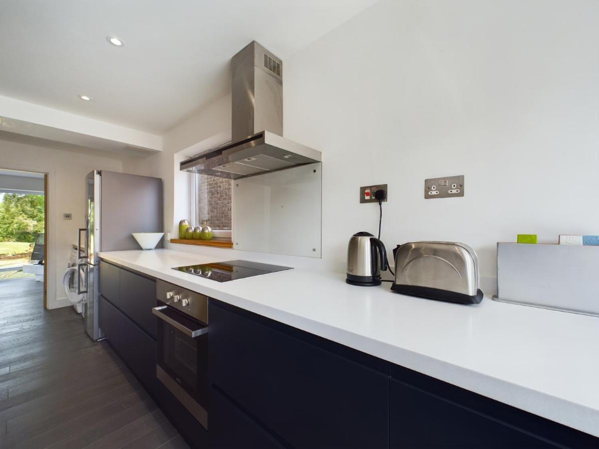 Stylish Cotswold Parking Peaceful Garden Villa Winchcombe Exterior foto